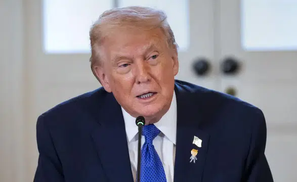 Trump’tan İran Sokaklarına Mesaj: Protestoları Sürdürün