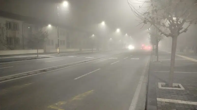 Gözü Görmüyor! Sivas'ta Sis Kabusu Geri Döndü!