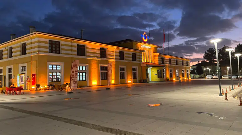 Sivas Tren Garı Otoparkındaki Trafik Sorunu, Sivaslıların Çilesi!