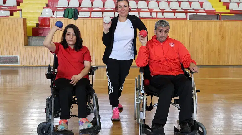 Sivas’tan Avrupa’ya: Engel tanımayan iki Boccia Şampiyonu