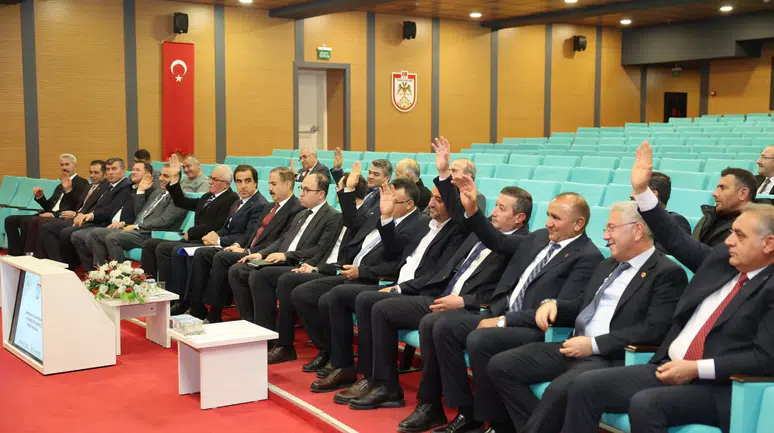 Sivas sokak hayvanları için başlatılan yeni çalışmalar masaya yatırıldı!