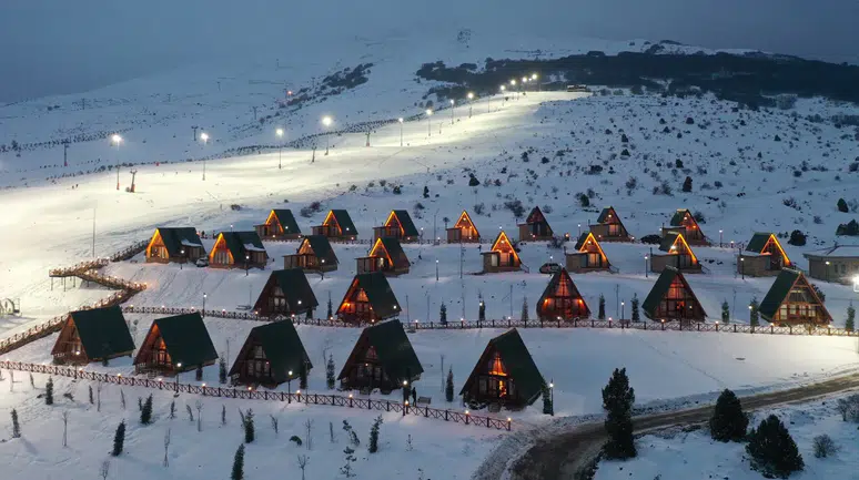 Sivas'ın Zirvesinde Konaklama Maliyeti Belli Oldu! Yıldız Dağı Otel ve Bungalov Ücretleri Kaç TL?
