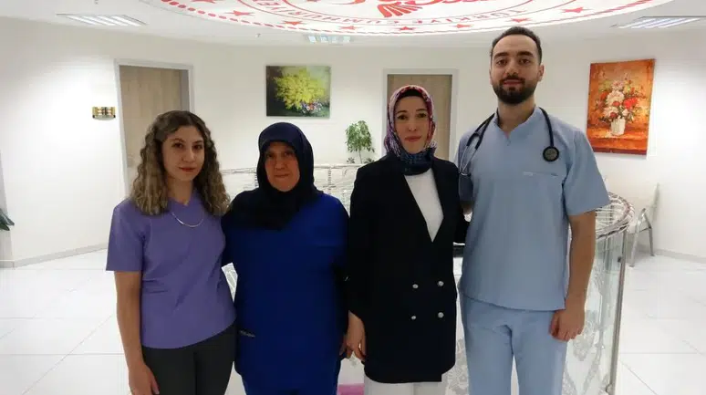 Hemşire anneler doktor çocuklarıyla aynı hastanede