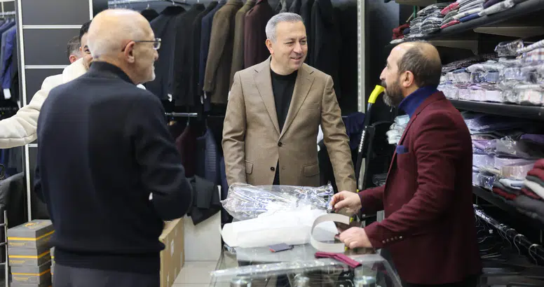 Sivaslı Esnafın O Çilesi Sona Erdi! Süleyman Çanka Çarşısı'ndaki O Su Sızıntısı Krizi Çözüldü!