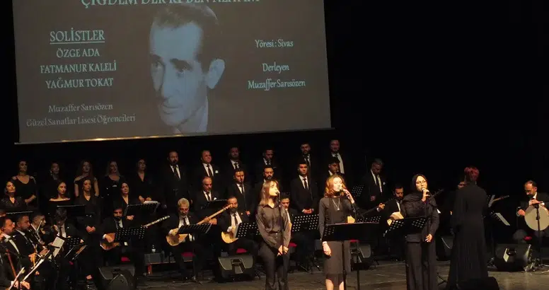 Muzaffer Sarısözen ve Sivas Konserinde Vefa Gecesi