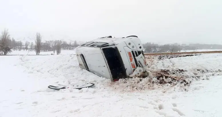 Sivas'ta Feci Kaza Yaralı Sayısı 14 Yükseldi !