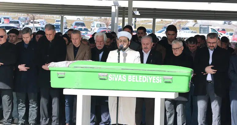 TBMM Eski Başkanı Mustafa Şentop, Yusuf Kuzu İçin Sivas’taydı!