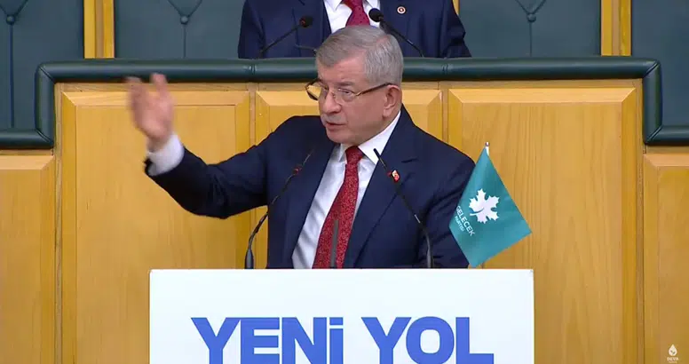 Ahmet Davutoğlu: Noellere Ses Çıkarmayanlar Ramazan'a Tepkili!