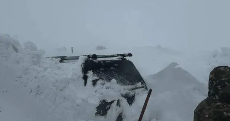 Sivas Divriği-Arapgil yolu ulaşıma kapatıldı