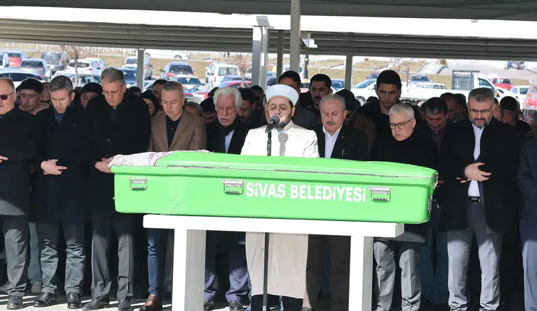 TBMM Eski Başkanı Mustafa Şentop, Yusuf Kuzu İçin Sivas’taydı!