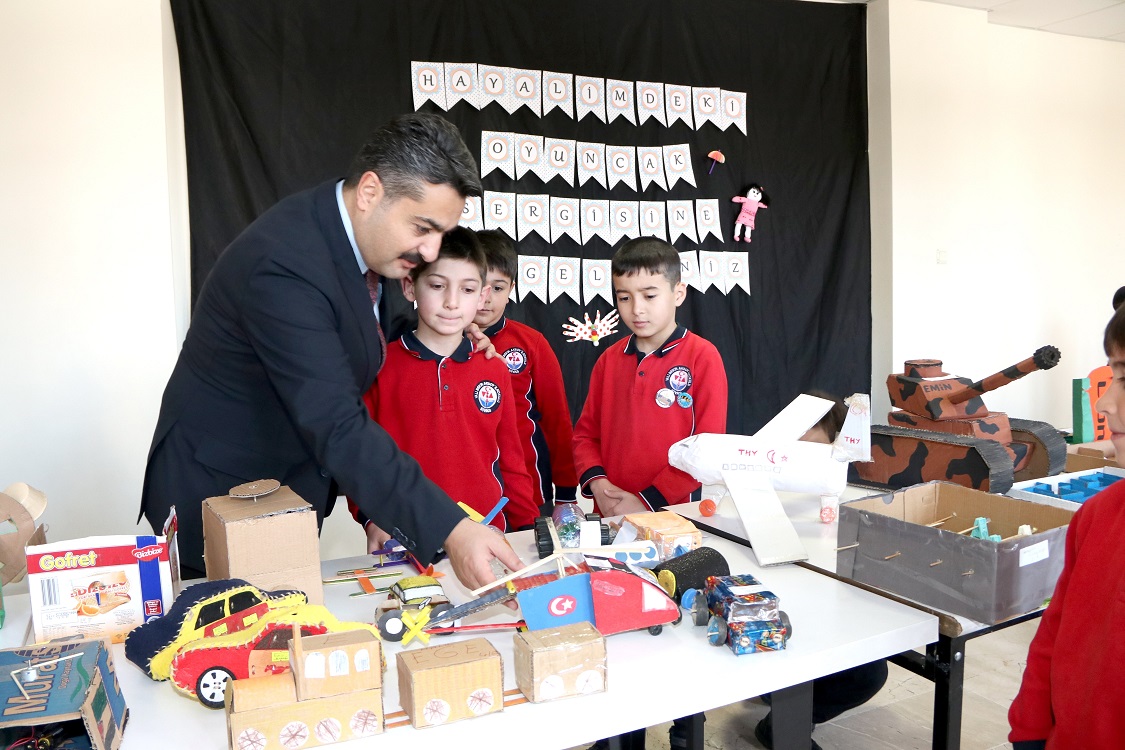 Sivas'ta Çocuklar Oyuncaklar Tasarladı 2