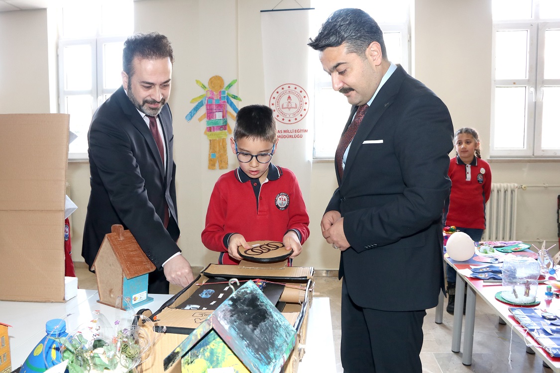 Sivas'ta Çocuklar Oyuncaklar Tasarladı 1