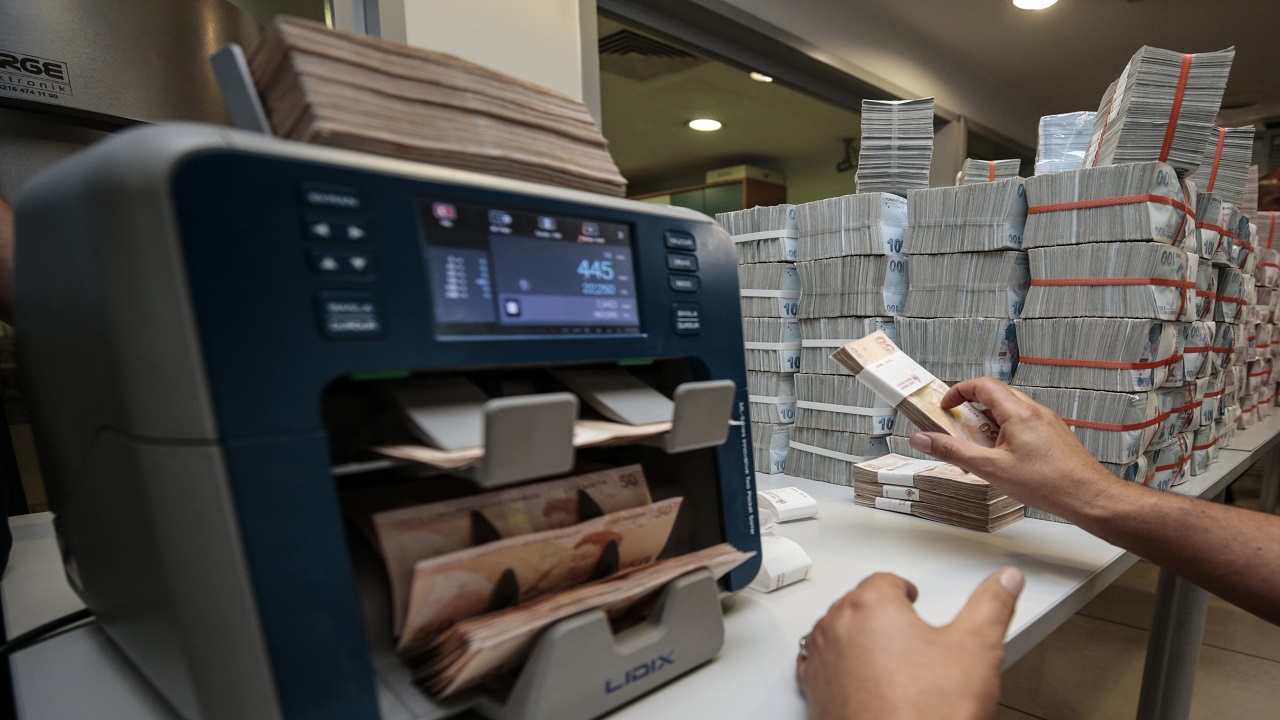 Emekliye bir zam daha mı: Bayram ikramiyelerinde ek artık olacak mı? 7