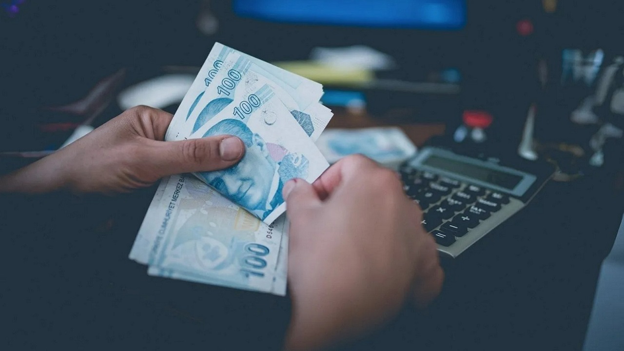 Emekliye ödeme belli oldu: Dev banka bu promosyonu verecek 8