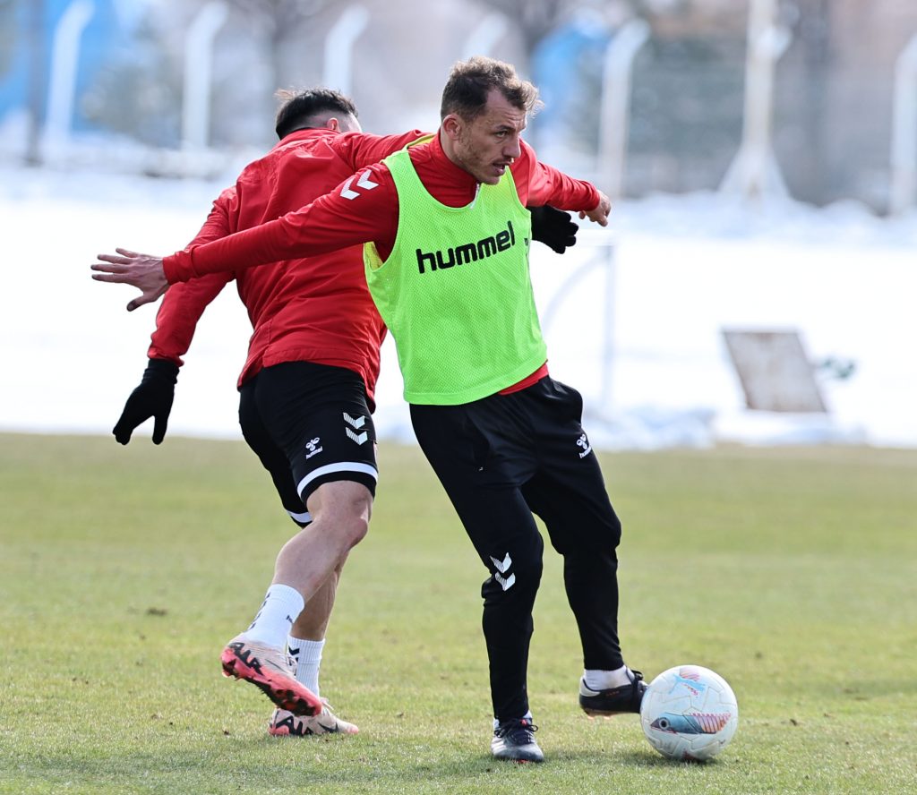 Sivasspor'da Konya Mesaisi 3