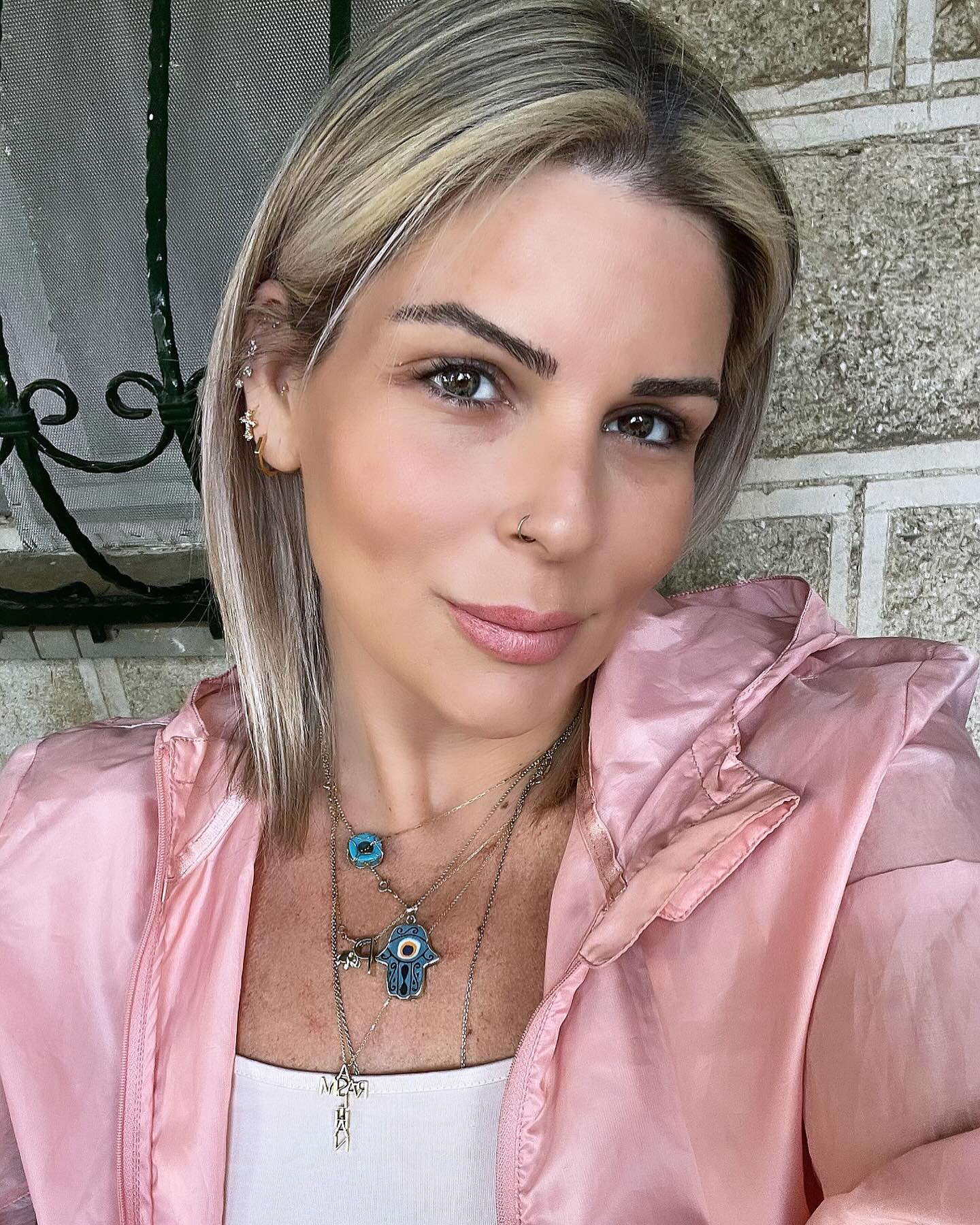 Çok Güzel Hareketler'in Yıldızı Pelin Öztekin’in Büyük Değişimi 5