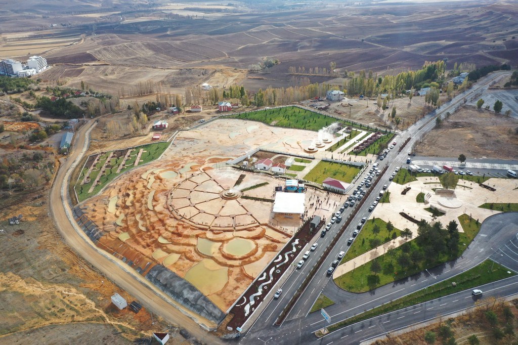 Sivas'ta Doğanın Mucizesi 40 Bin m²’lik Şifalı Cennet 2
