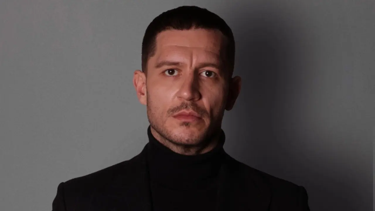 Yeraltı Dizisi Oyuncuları Kimler? İşte Yaşları, Sevgilileri ve Merak Edilen İlişki Hayatları! 4