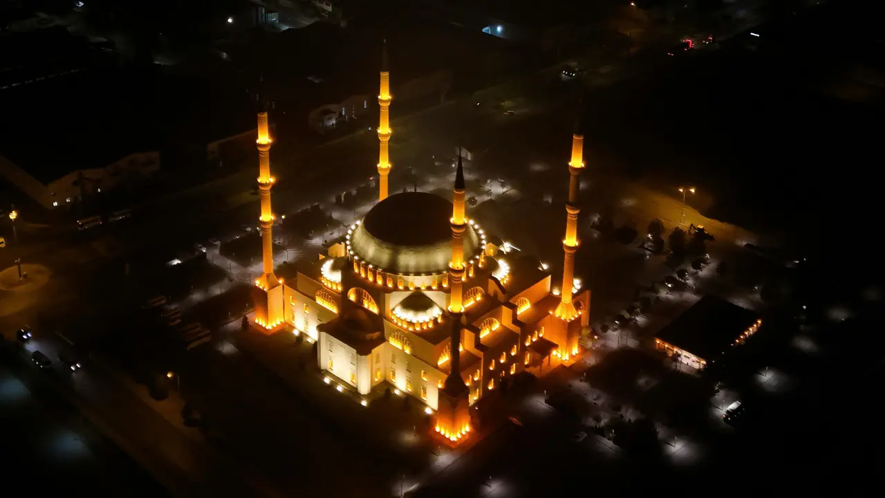 2026 Ramazan İmsakiyesi Belli Oldu! İşte İlk Sahur ve İftar Saatleri! 7