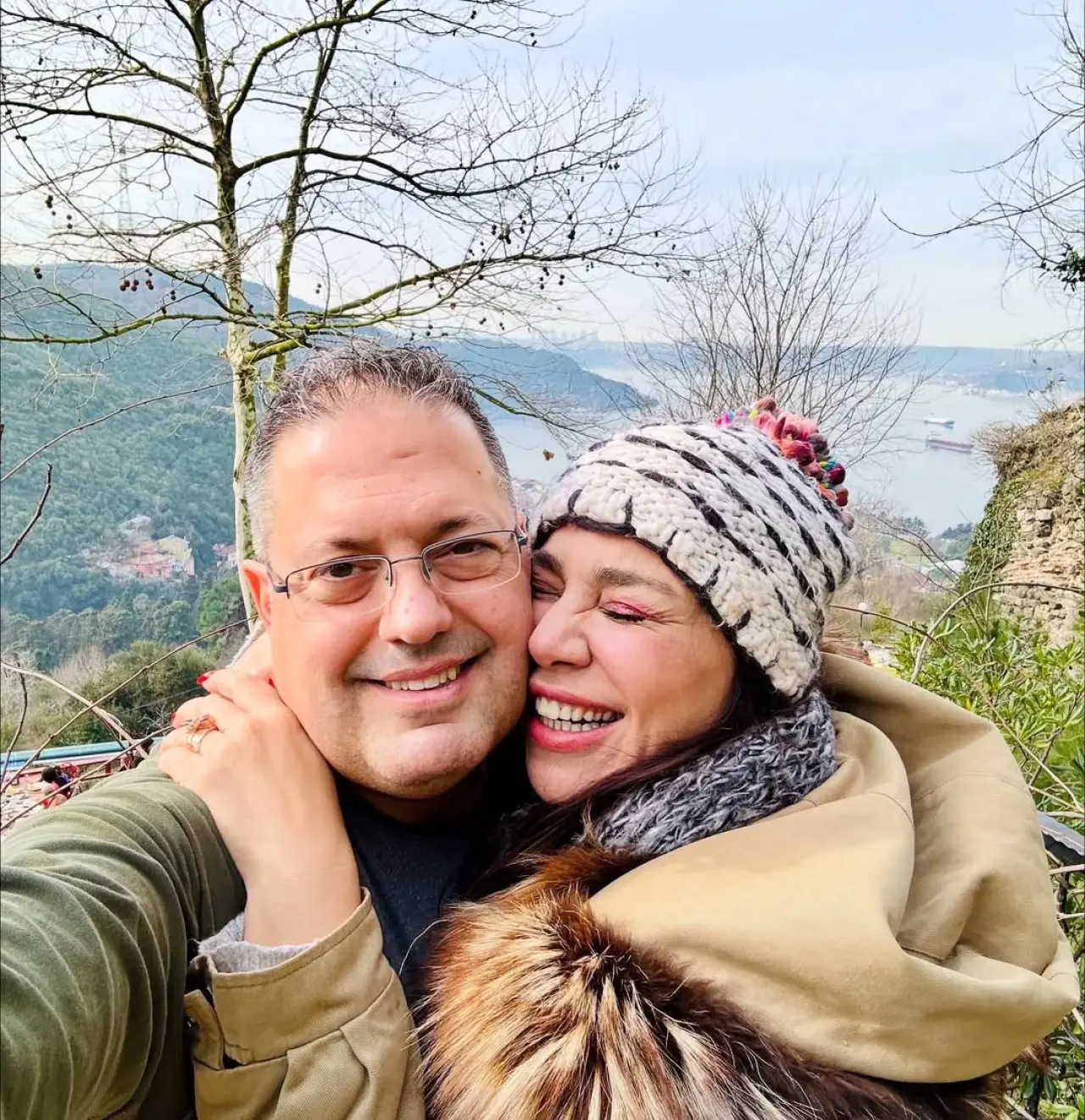 Taşacak Bu Deniz Oyuncularının Sevgilileri ve Eşleri 8