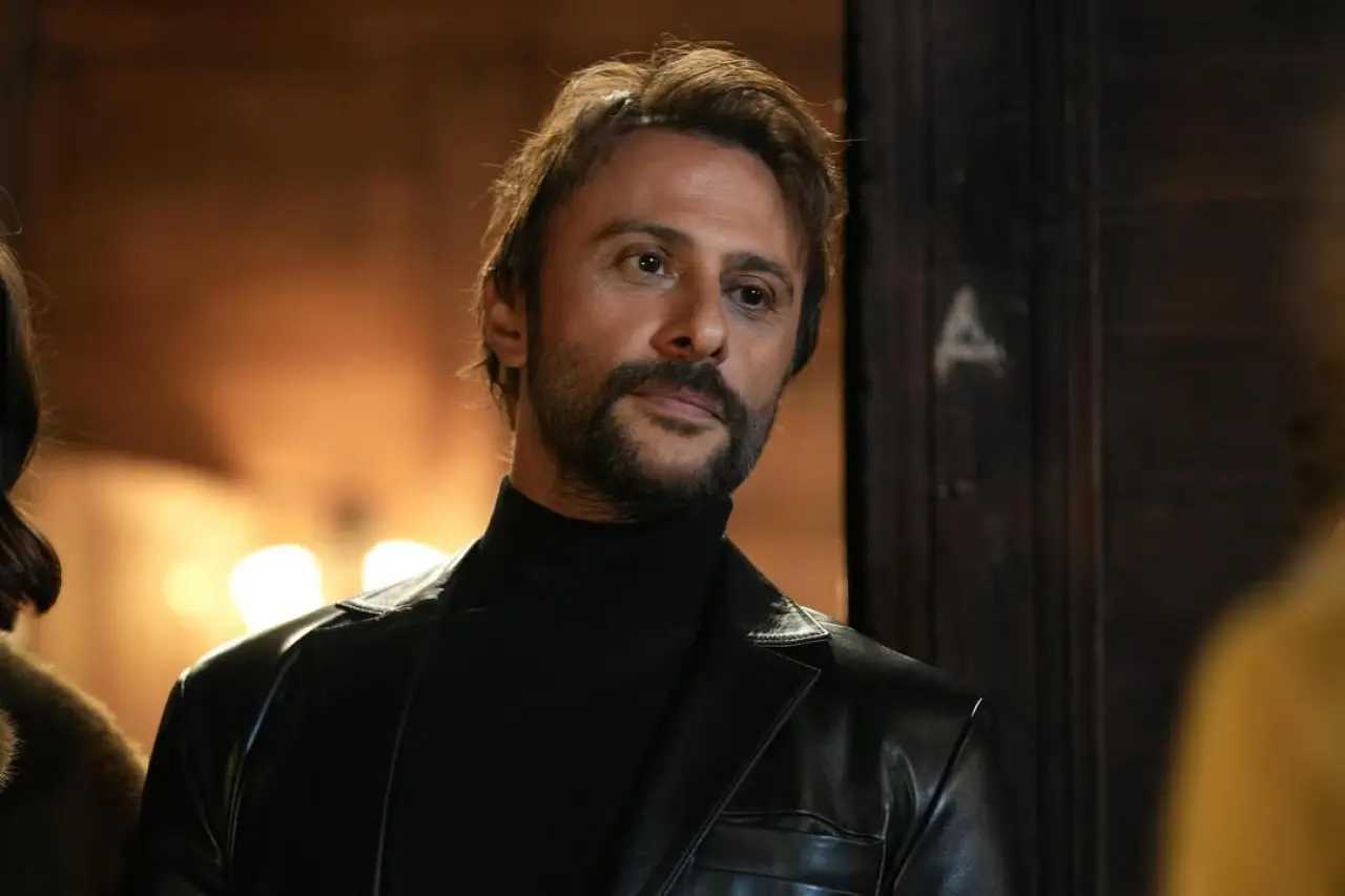 Taşacak Bu Deniz Oyuncularının Sevgilileri ve Eşleri 6