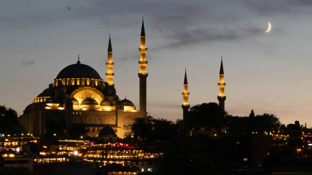 2026 Ramazan İmsakiyesi Belli Oldu! İşte İlk Sahur ve İftar Saatleri! 5
