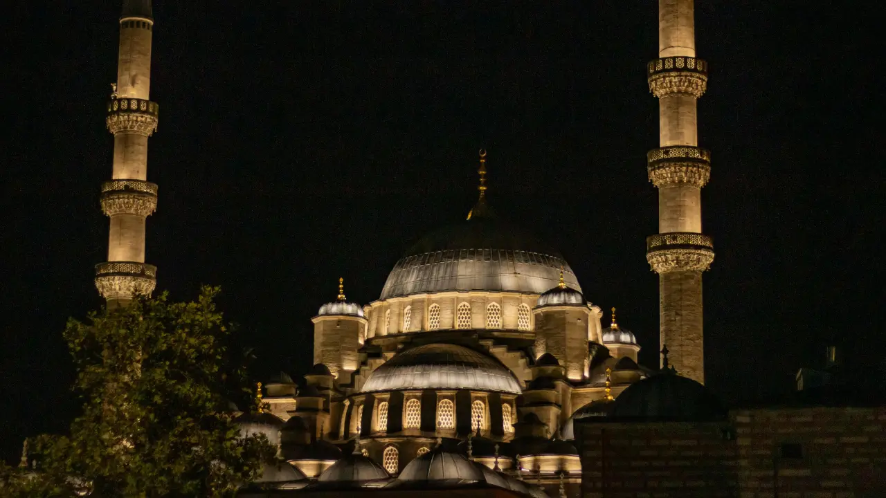 2026 Ramazan İmsakiyesi Belli Oldu! İşte İlk Sahur ve İftar Saatleri! 6